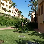 Duquesa Village شقة *